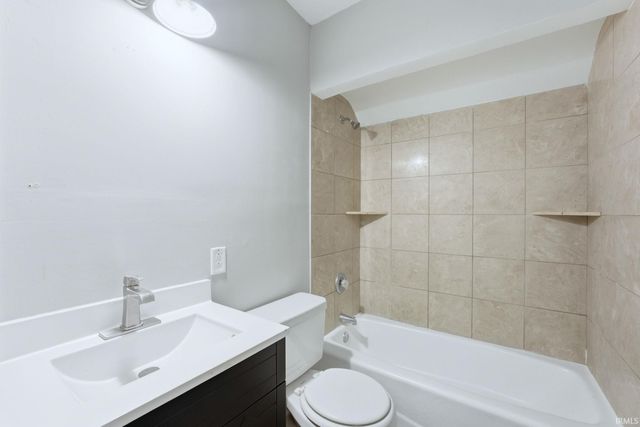 4326 Fairfield Avenue, Fort Wayne, IN 46807