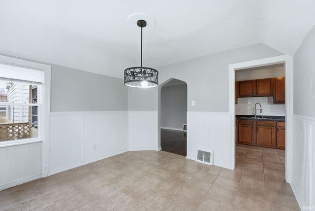 4326 Fairfield Avenue, Fort Wayne, IN 46807