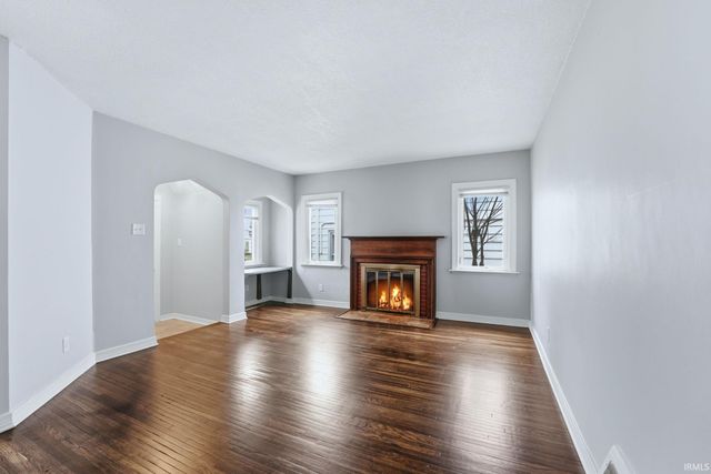 4326 Fairfield Avenue, Fort Wayne, IN 46807