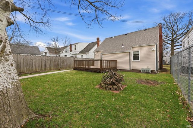 4326 Fairfield Avenue, Fort Wayne, IN 46807