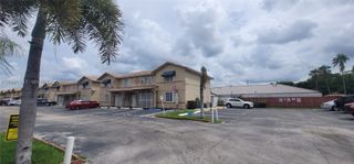 3254 W 70th St 201, Hialeah, FL 33018