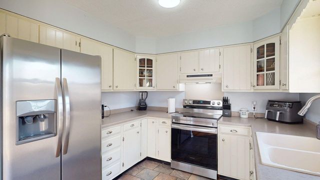 1016 W Elm Street, Lake City, MN 55041