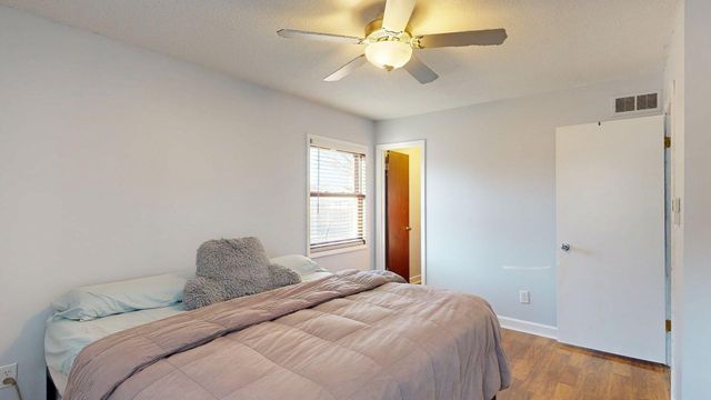 1016 W Elm Street, Lake City, MN 55041