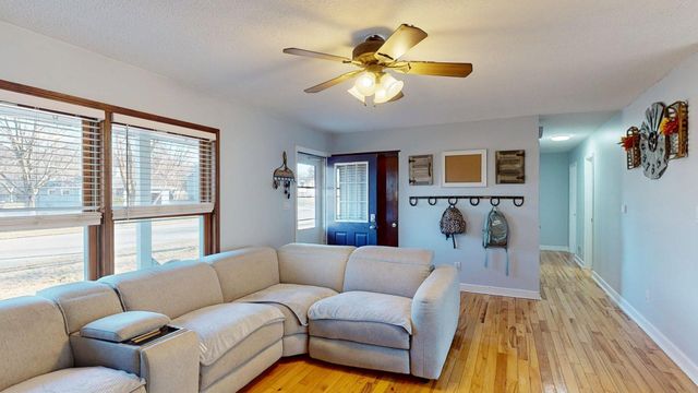 1016 W Elm Street, Lake City, MN 55041