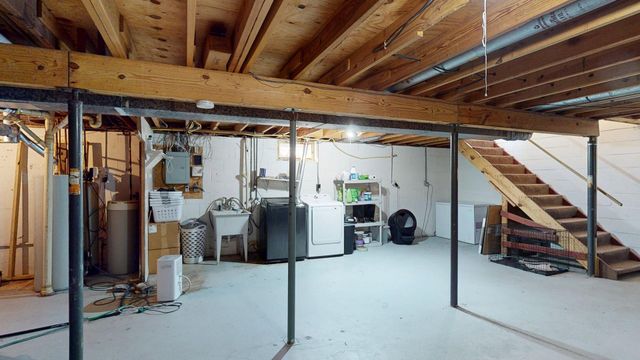 1016 W Elm Street, Lake City, MN 55041