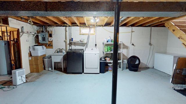 1016 W Elm Street, Lake City, MN 55041