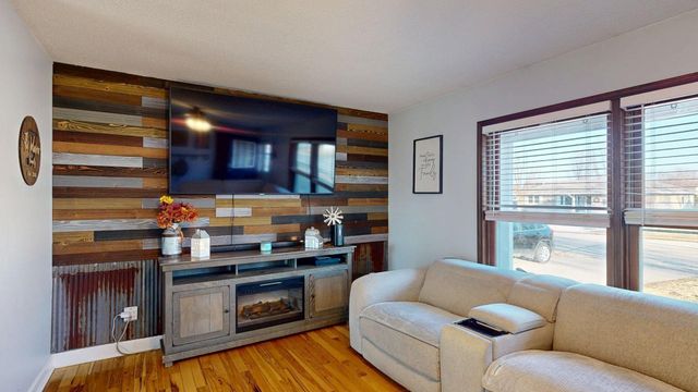 1016 W Elm Street, Lake City, MN 55041