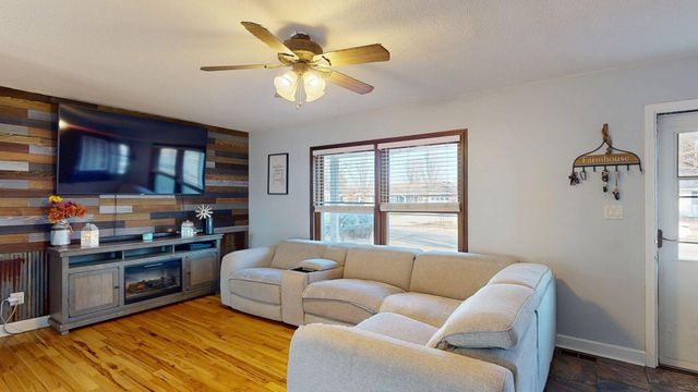 1016 W Elm Street, Lake City, MN 55041