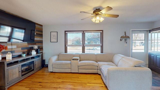 1016 W Elm Street, Lake City, MN 55041