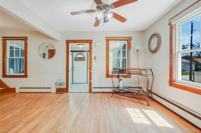 326 Litchfield Avenue, Babylon, NY 11702
