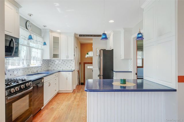326 Litchfield Avenue, Babylon, NY 11702