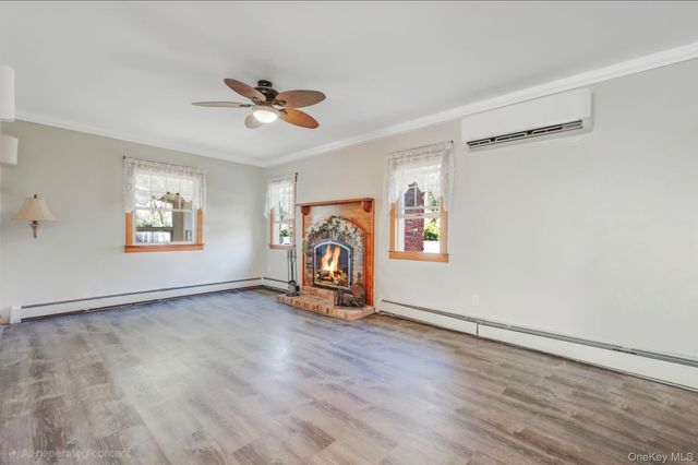 326 Litchfield Avenue, Babylon, NY 11702