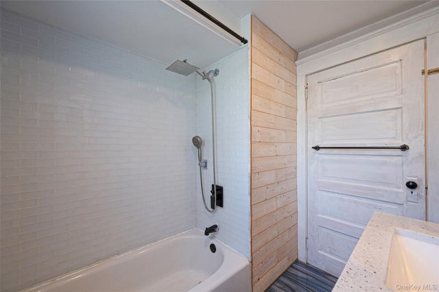 326 Litchfield Avenue, Babylon, NY 11702