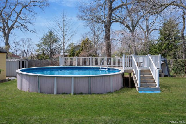 326 Litchfield Avenue, Babylon, NY 11702