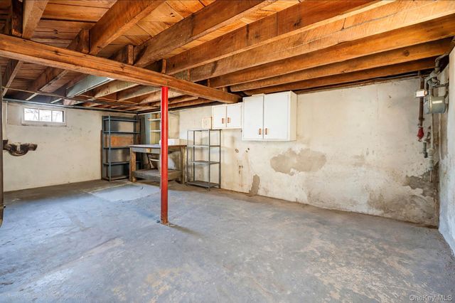 326 Litchfield Avenue, Babylon, NY 11702