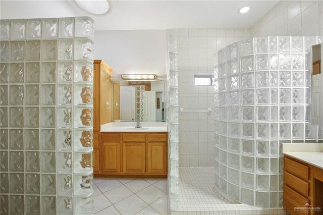 1224 S Peking Street, Mcallen, TX 78501