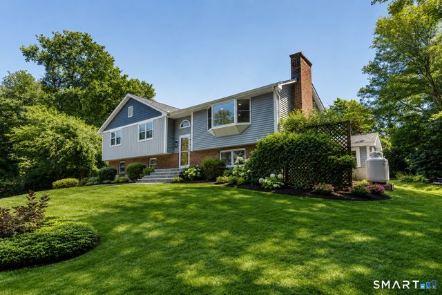 12 Villa Louisa Road, Bolton, CT 06043