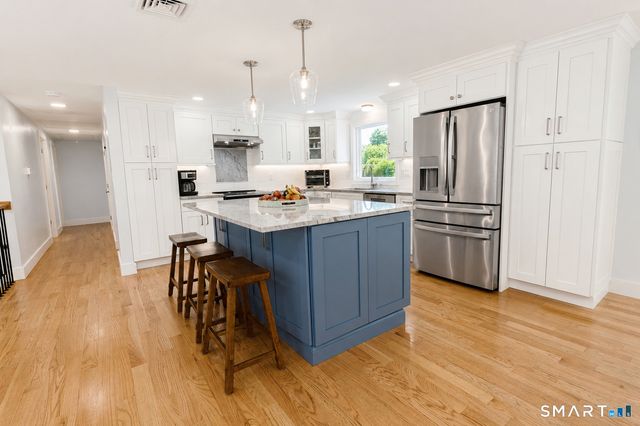 12 Villa Louisa Road, Bolton, CT 06043