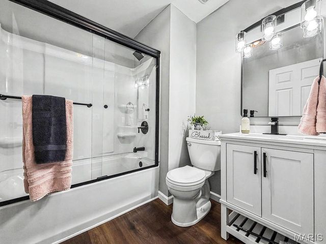 206 E Clement Street, De Soto, MO 63020