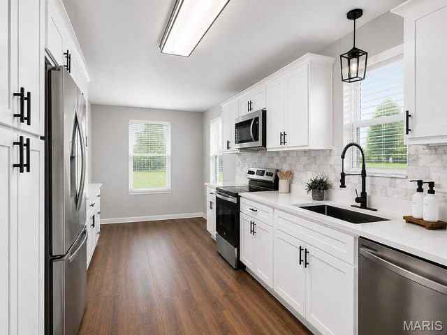 206 E Clement Street, De Soto, MO 63020