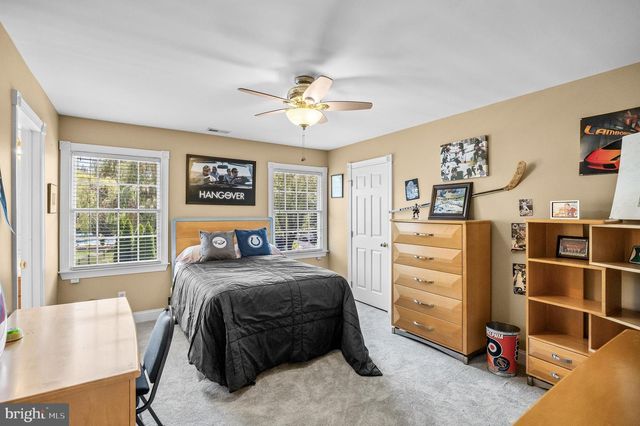 700 BRANDYWINE DR, Moorestown, NJ 08057