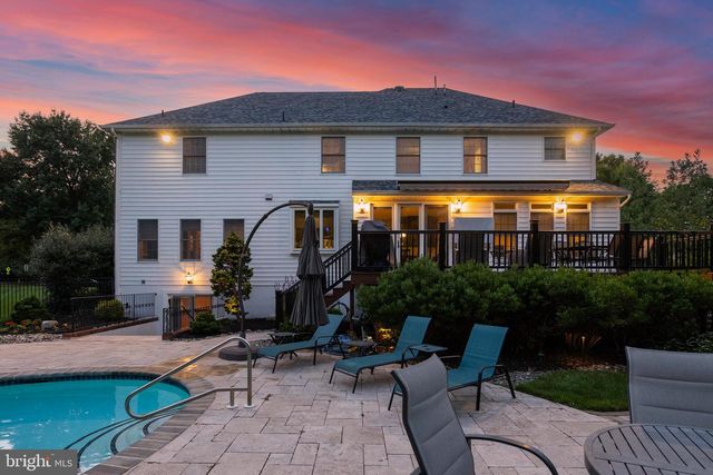 700 BRANDYWINE DR, Moorestown, NJ 08057