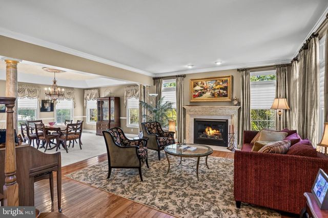 700 BRANDYWINE DR, Moorestown, NJ 08057