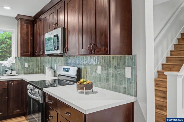 2279 Church St NE, Salem, OR 97301