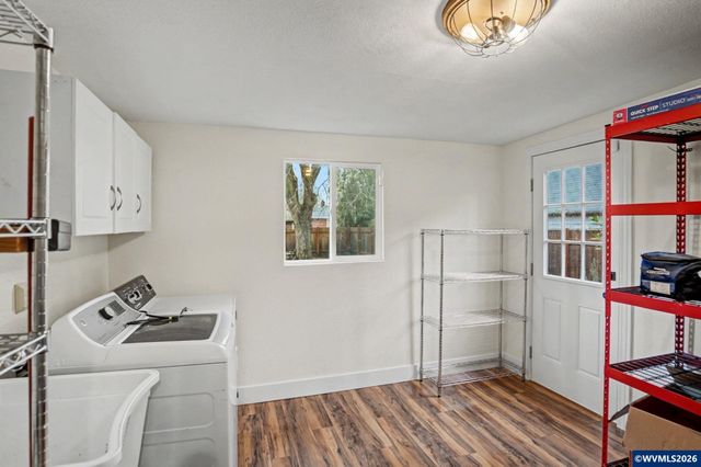 2279 Church St NE, Salem, OR 97301