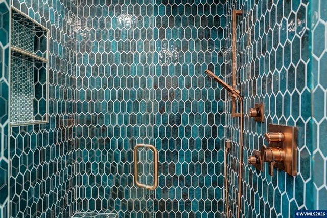 2279 Church St NE, Salem, OR 97301