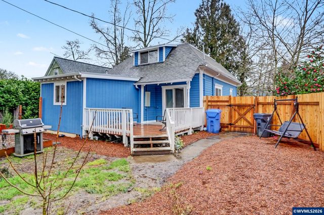 2279 Church St NE, Salem, OR 97301