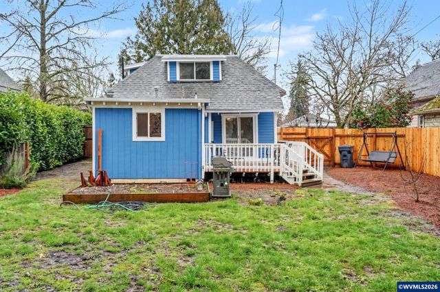 2279 Church St NE, Salem, OR 97301