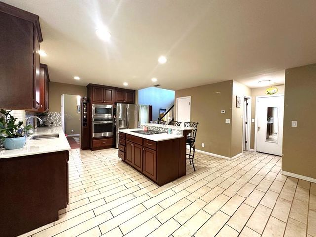 2613 Medinah Court, Modesto, CA 95355