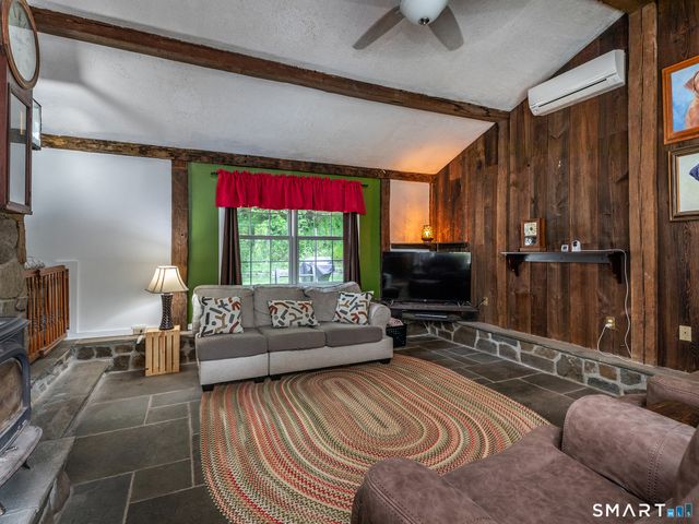 94 Judds Bridge Road, Roxbury, CT 06783