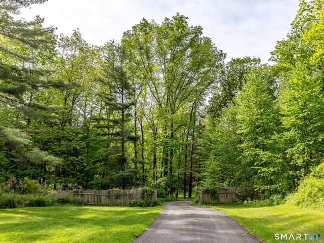 94 Judds Bridge Road, Roxbury, CT 06783
