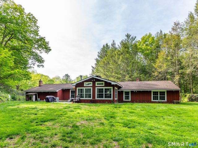 94 Judds Bridge Road, Roxbury, CT 06783
