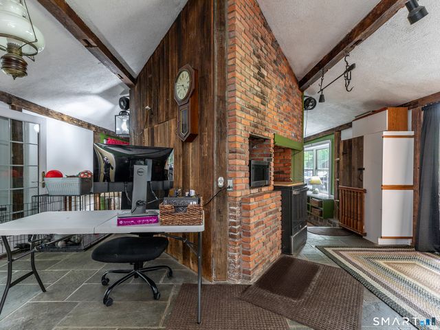 94 Judds Bridge Road, Roxbury, CT 06783