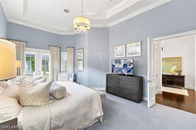 9154 Torrefino CT, Naples, FL 34109