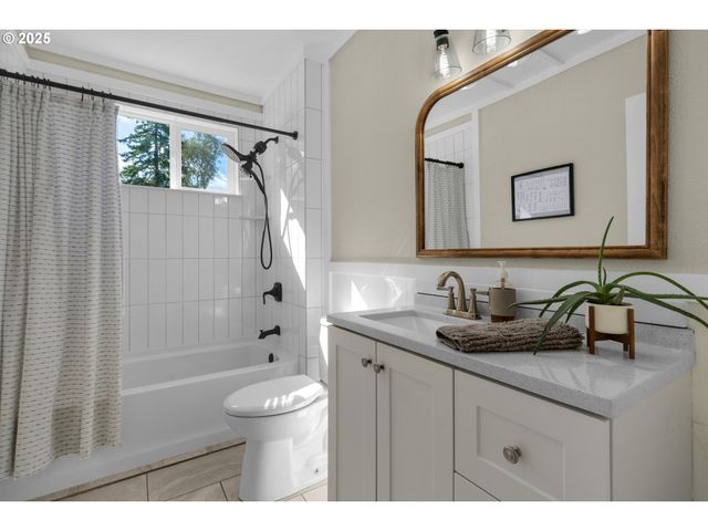 90635 SPRING Rd, Astoria, OR 97103