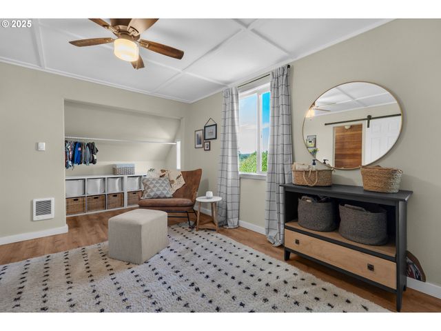 90635 SPRING Rd, Astoria, OR 97103