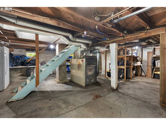 90635 SPRING Rd, Astoria, OR 97103