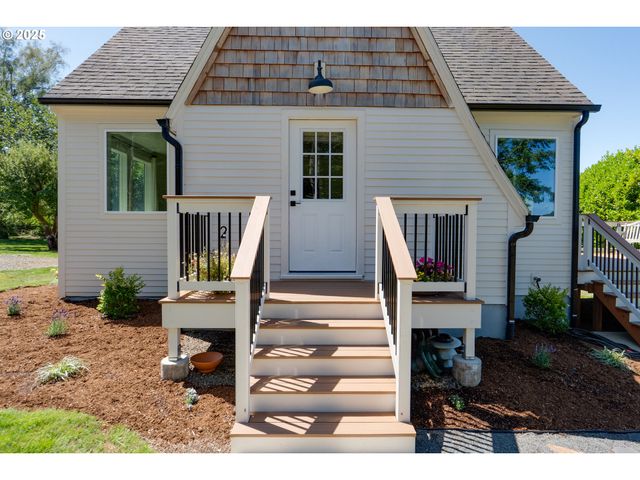 90635 SPRING Rd, Astoria, OR 97103