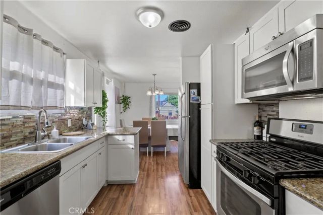 916 W Avenue J8, Lancaster, CA 93534