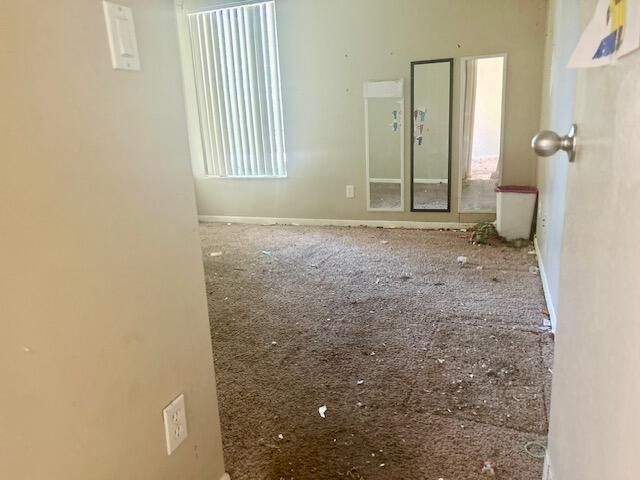 8820 N Lake Park Cir Circle N, Davie, FL 33328