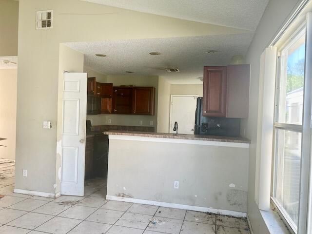 8820 N Lake Park Cir Circle N, Davie, FL 33328