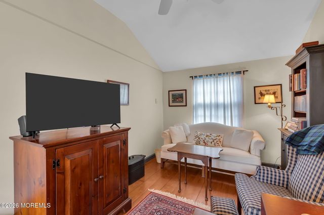 9 Carlile Terrace, Little Silver, NJ 07739