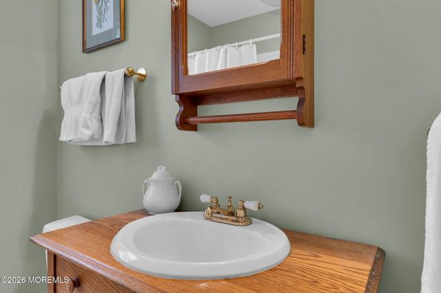 9 Carlile Terrace, Little Silver, NJ 07739