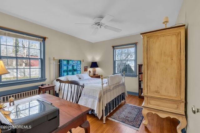 9 Carlile Terrace, Little Silver, NJ 07739