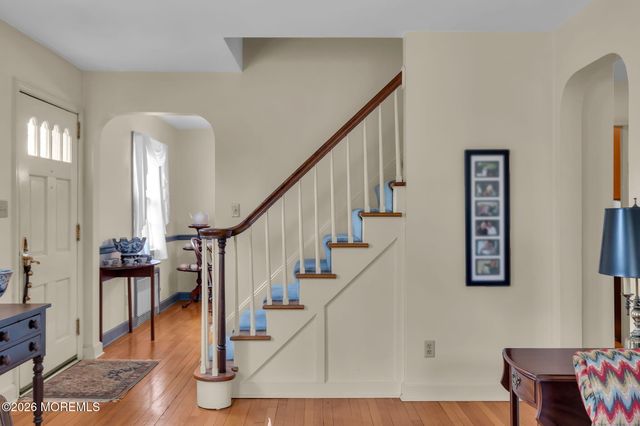 9 Carlile Terrace, Little Silver, NJ 07739