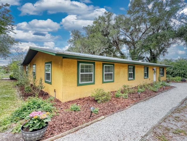 2713 CR 776, Webster, FL 33597